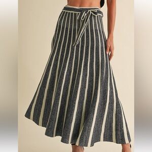 Striped Black and Cream Tie-Waist Maxi Skirt size medium
